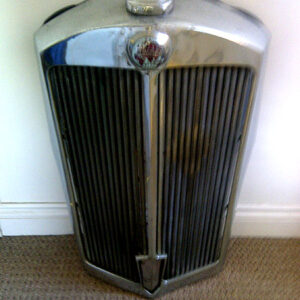 SOLD – Triumph Renown Radiator Grill – SOLD